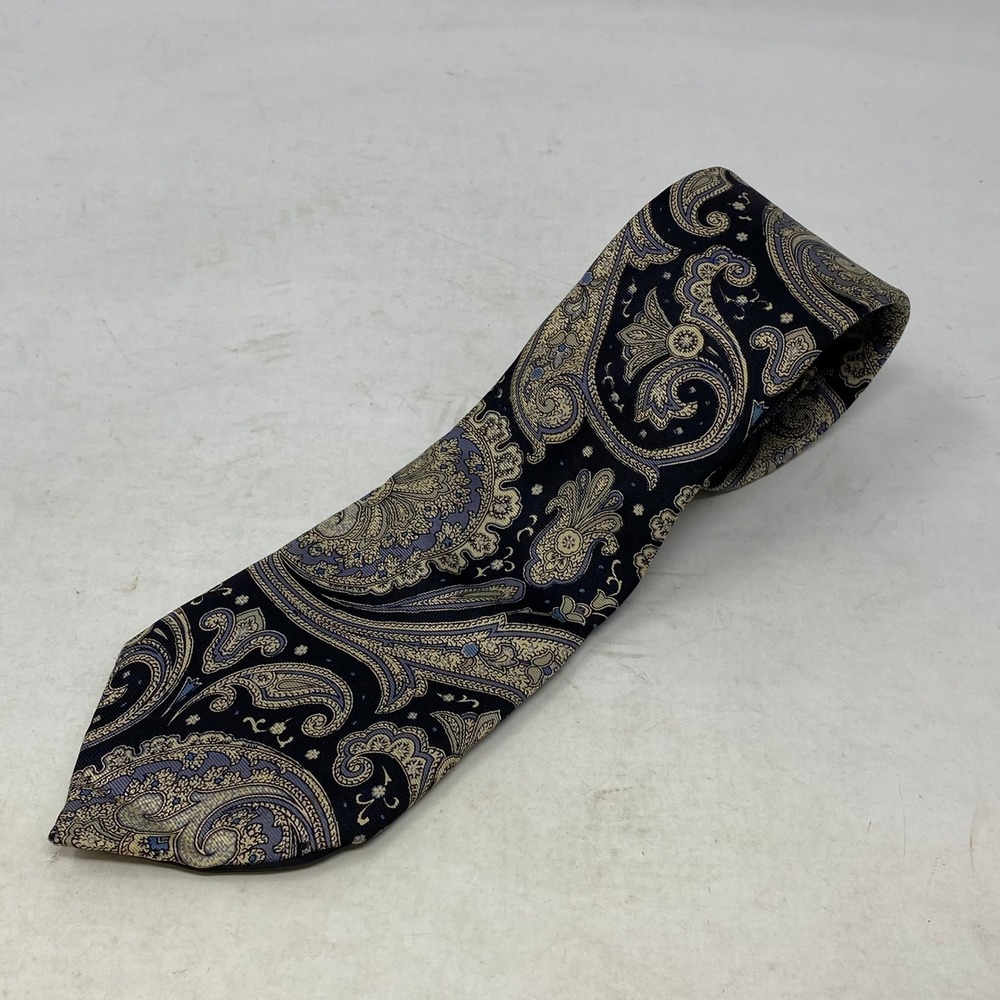 Oscar de la Renta Mens Silk Tie Navy Blue Tan Lavender Paisley WPL 4075 USA Made